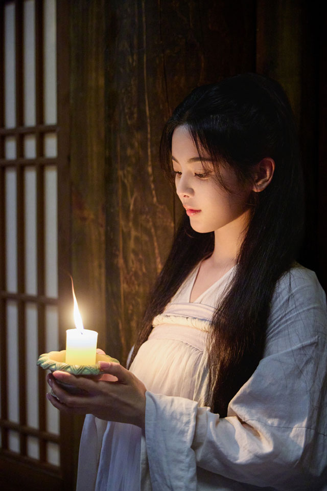 如果不说，你认得出这个是杨超越吗。