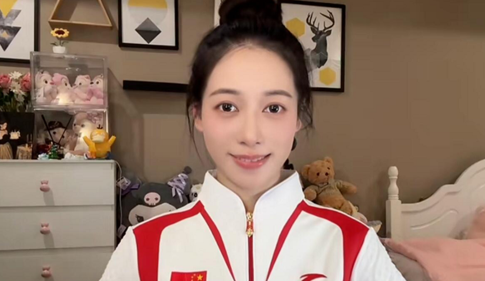 力挺吴柳芳！名嘴直呼不容易，对比国标：心里脏看哪都脏
前体操世界冠军吴柳芳是近期