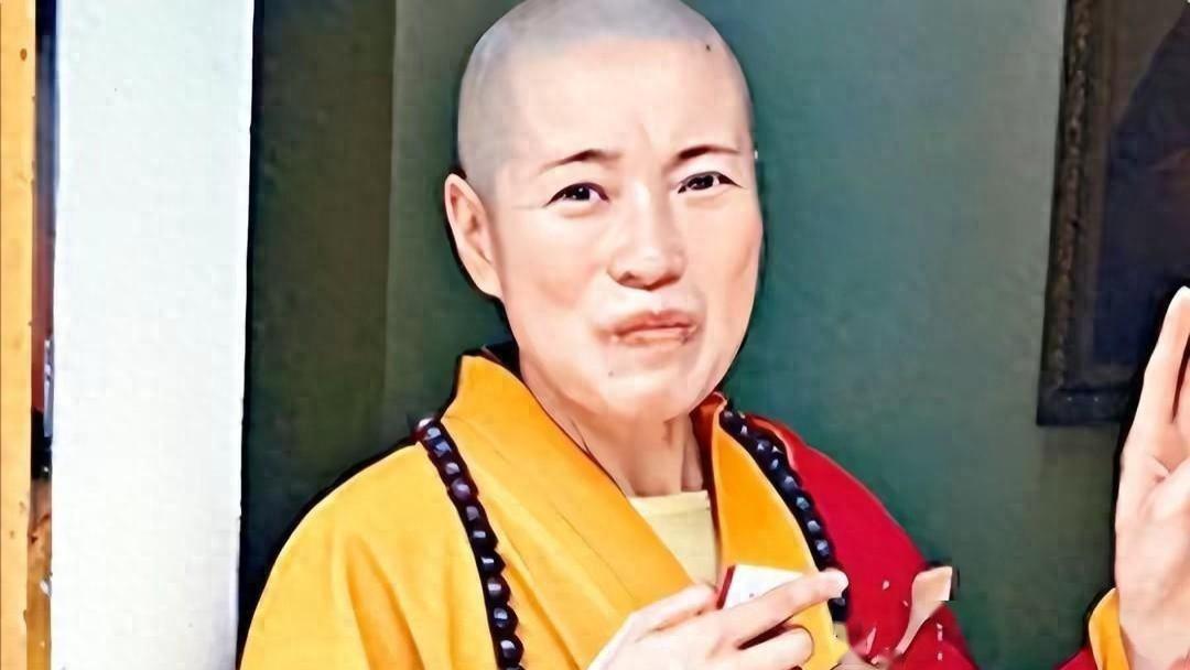 吉林女尼姑释智定落网，徒弟揭露其私人生活，奢靡令人震惊