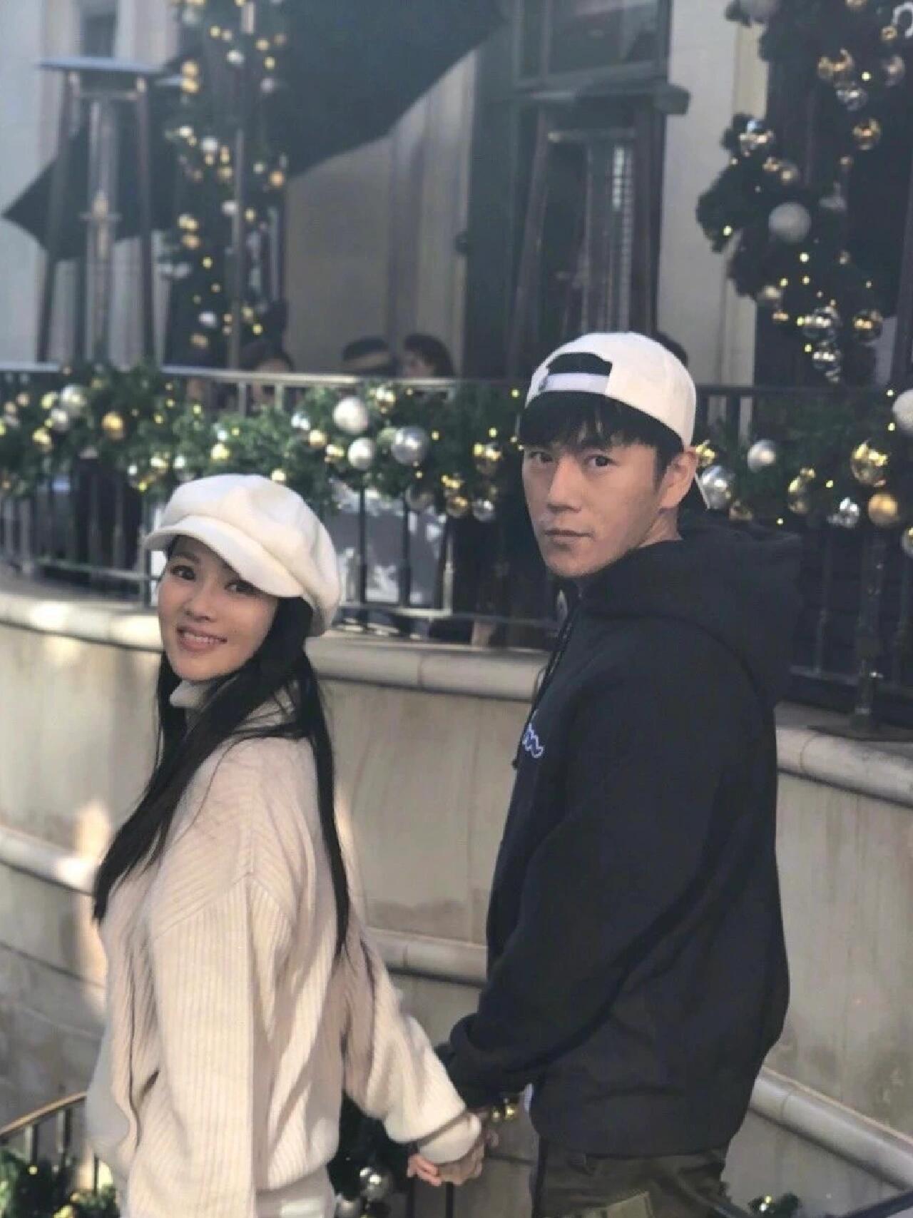 伊能静认识秦昊的时候，保存着前任的照片？