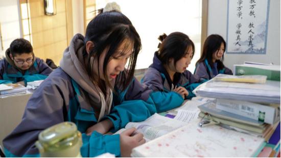 女孩子没考上高中上什么学校好? 女生读中职的优势专业有哪些?