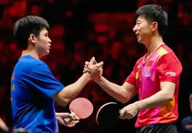 对于林诗栋我想说，国乒肯定在未来的四年不惜一切给他砸资源，但他未来面临的冲击和压