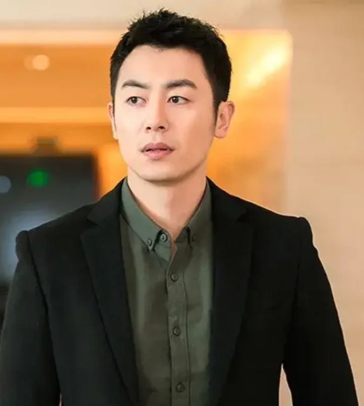 《红高粱》周迅活脱脱就是“九儿”的化身