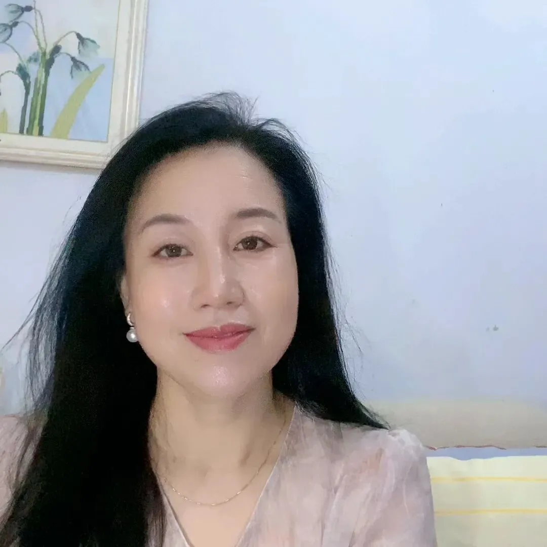 中年夫妻的生活是怎样的呢？
我已经快50岁了，我老公大53岁，我们已经结婚25年