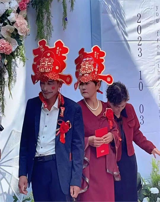 喜公公和喜婆婆打扮成这样，是哪里的风俗