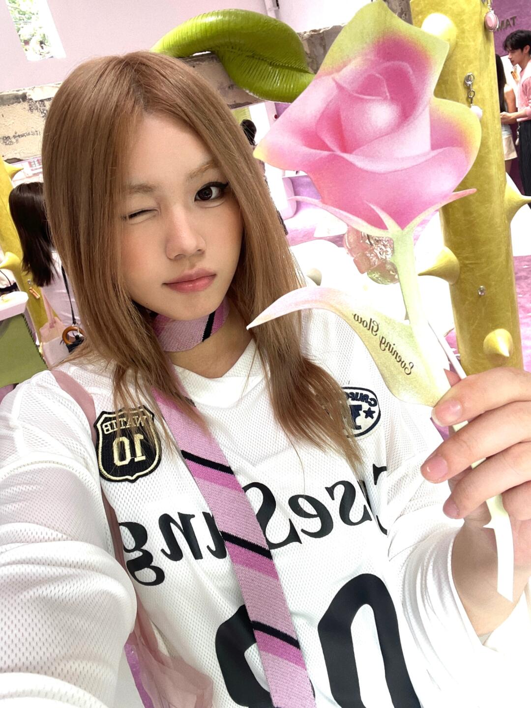 𝑻𝒂𝒎𝒃𝒖𝒓𝒊𝒏𝒔 𝑹𝒐𝒔𝒆 🥀落日霞光好好闻555