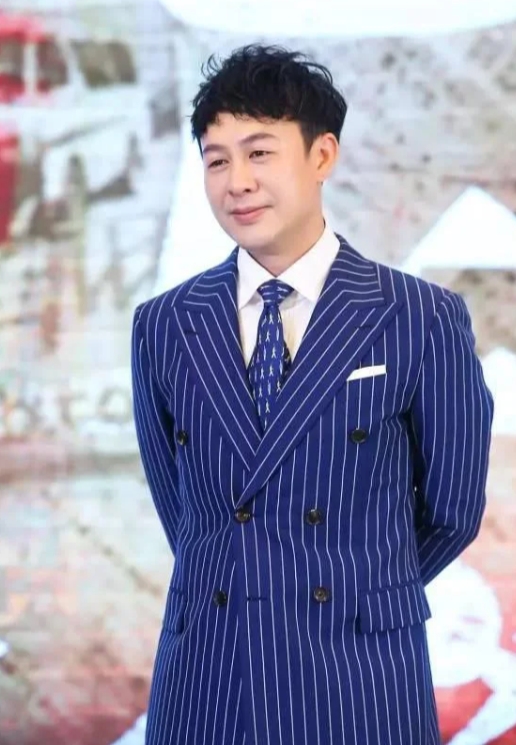 张颂文：内娱沉浮，从卑微到辉煌