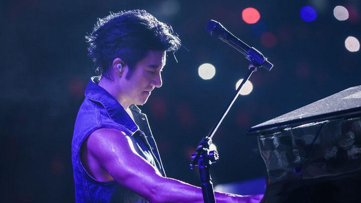 王力宏李靓蕾做到事业家庭双全 他是顶级唱将她是"幸福妈妈"