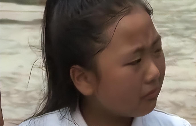 因《变形计》成“公主”,不认父母、将奶奶当仆人,结局大快人心(变形计女主人公颜值排行榜)-第19张图片-九妖电影 因《变形计》成“公主”,不认父母、将奶奶当仆人,结局大快人心(变形计女主人公颜值排行榜)-第19张图片-九妖电影