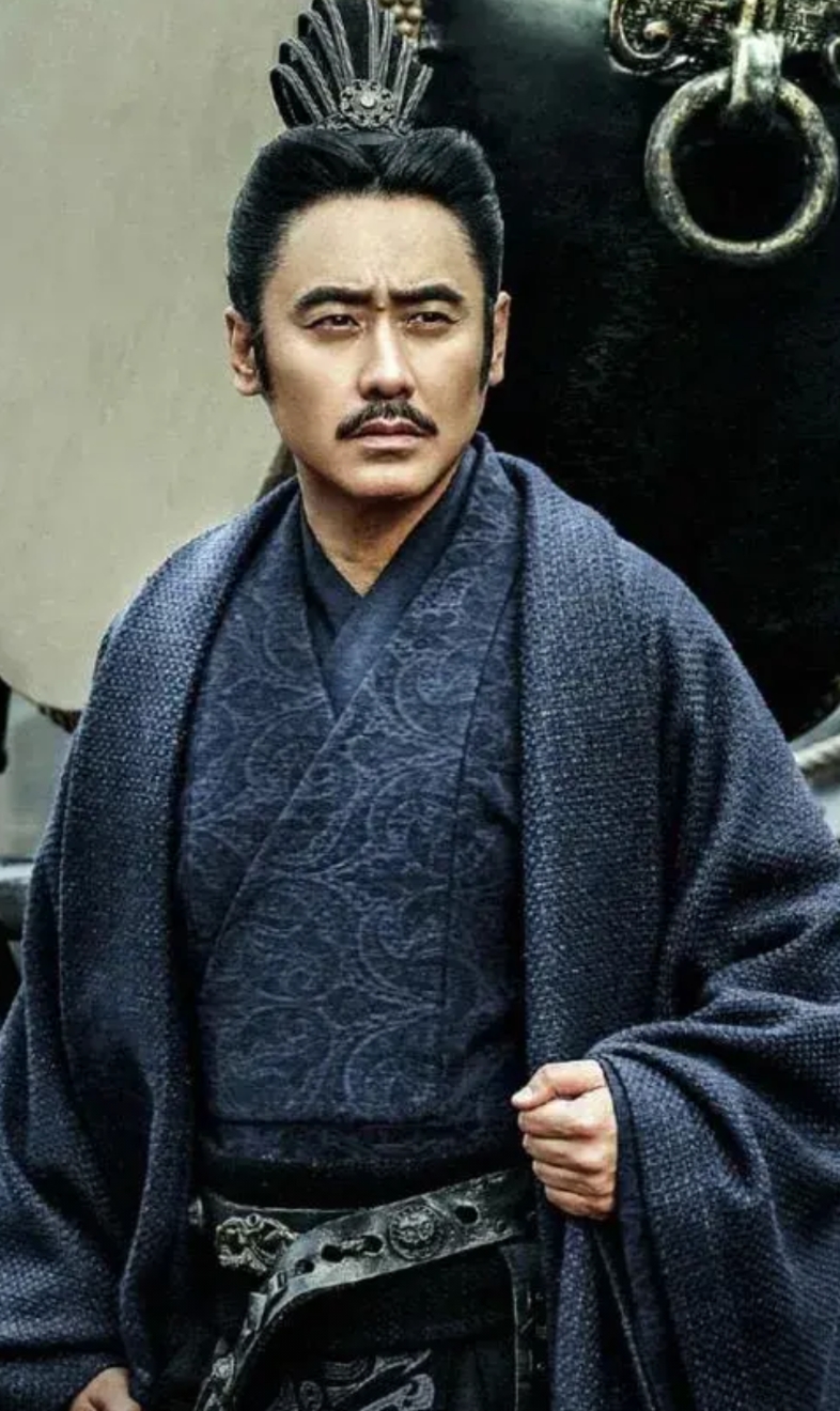 为什么司马懿熬过曹家3代人，到了70岁高龄才造反？呵呵，之前他有机会吗？借他个胆
