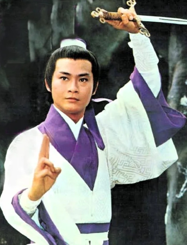 郑少秋：倜傥秋官，冠玉香帅