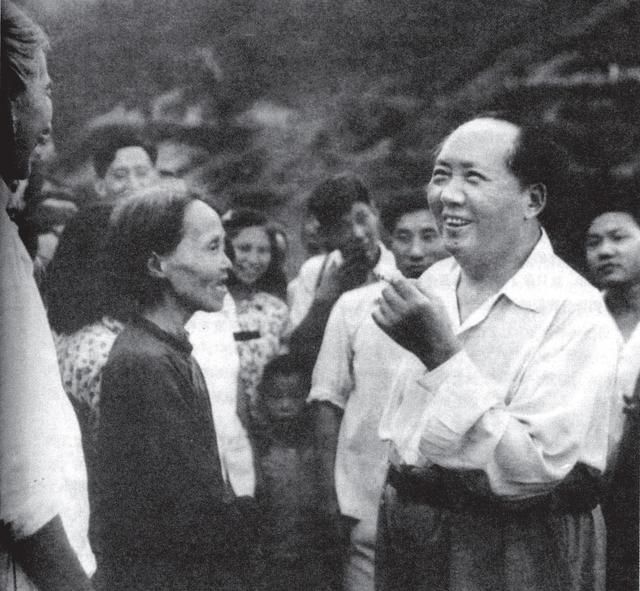 1986年，50岁的汤瑞仁不顾家人反对，摆摊卖起了绿豆汤，谁能想到一年后的她会成