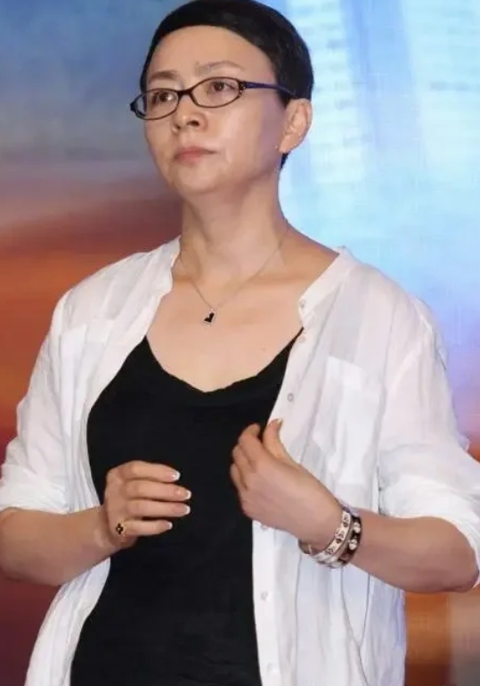 宋丹丹一演艺常青，星光璀璨
