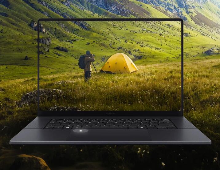 华硕 ProArt 创 16 2024 笔记本：

锐龙 AI 9 HX 370