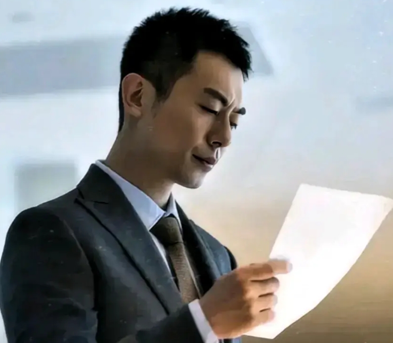 一句玩笑话毁掉演艺生涯，朱亚文这波操作也太让人惋惜了！

北电科班出身、演技实力