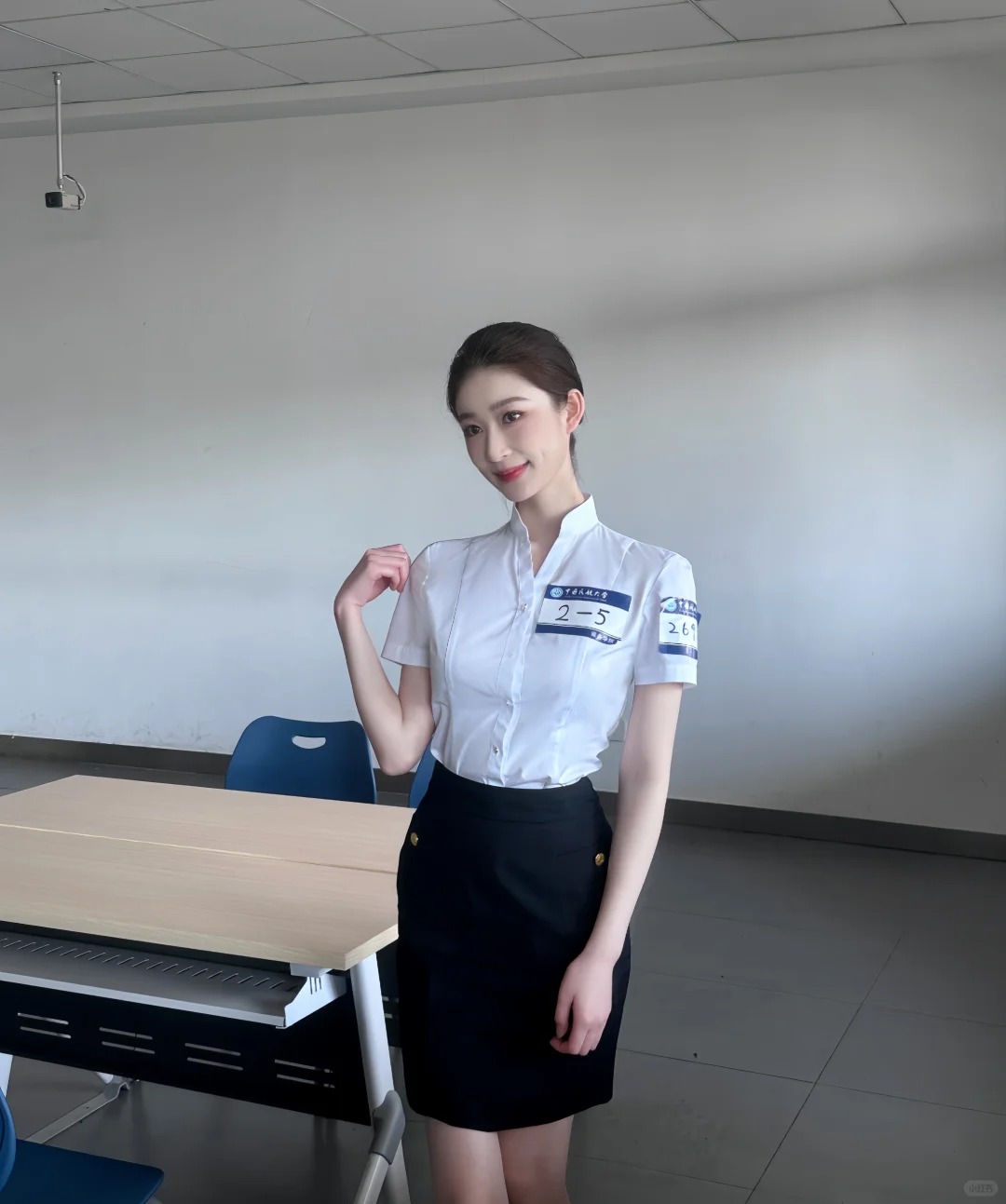 今天面试啦
通过复试了 机考通过就圆满啦 保佑保佑一定要顺利#女大学生 #面试 