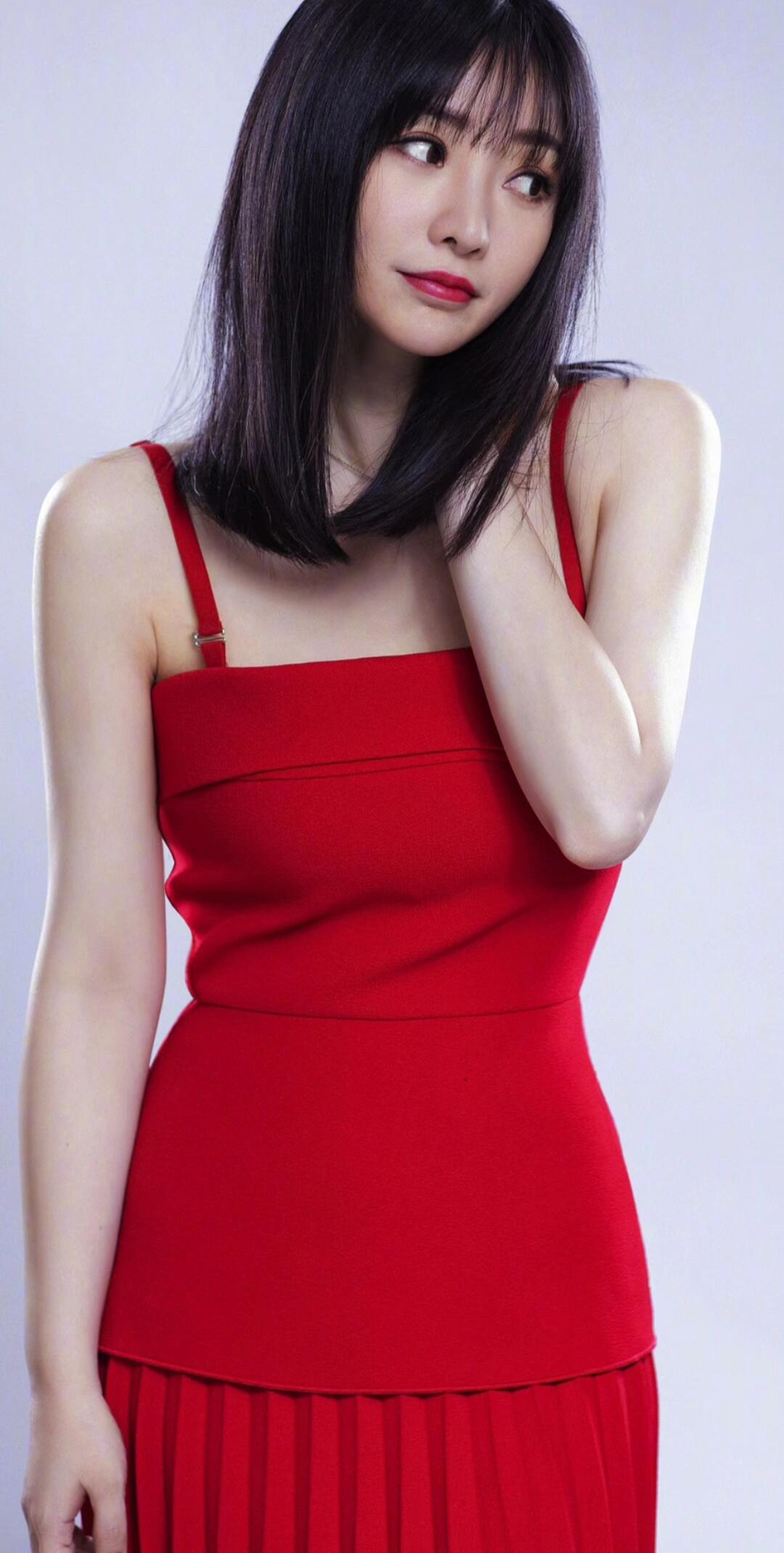 柳岩——妩媚多姿