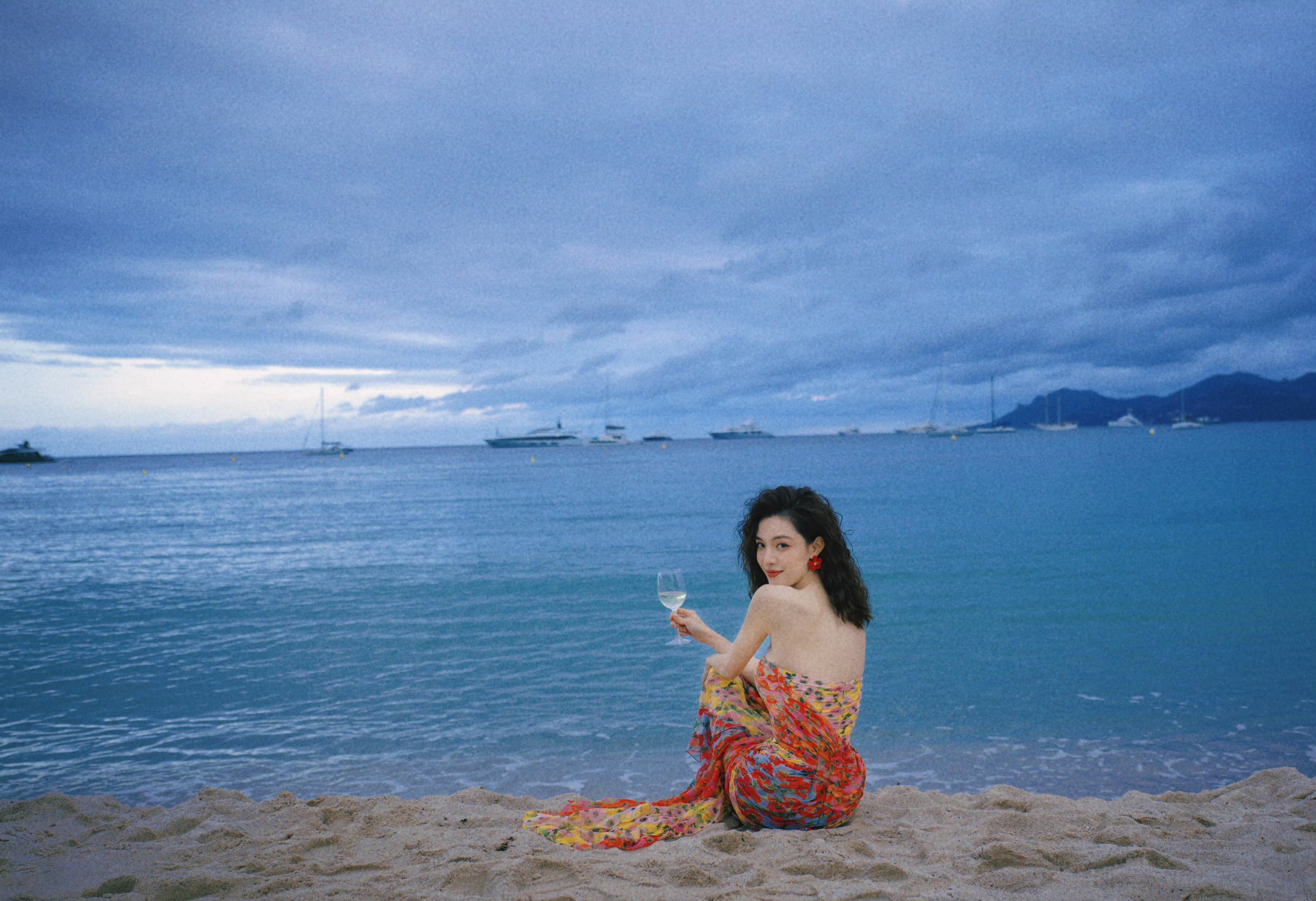 这种练出来的身材太美，饿瘦的女明星真是比不了