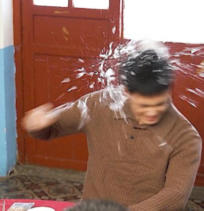 2022年1月，辽宁沈阳，男子去朋友家调解矛盾，喝多后出言调戏其妻子，声称：“要