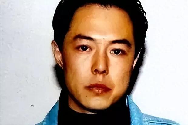 张铁林轮椅上的晚年，成了娱乐圈的“笑话”