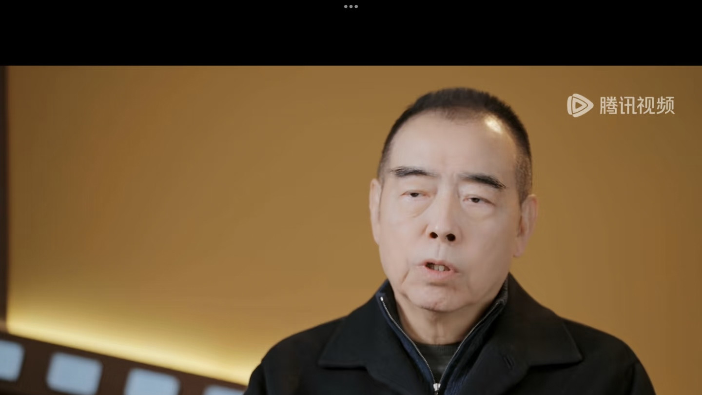 陈凯歌“打假”：撕开表演套路的遮羞布