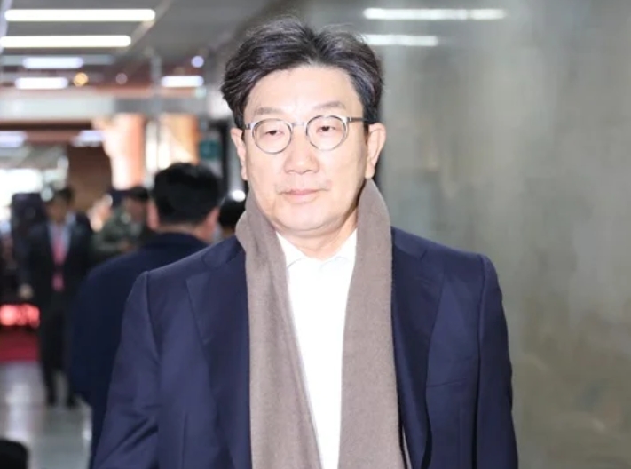 执政党鞭换人！亲尹派议员权性东当选新党鞭