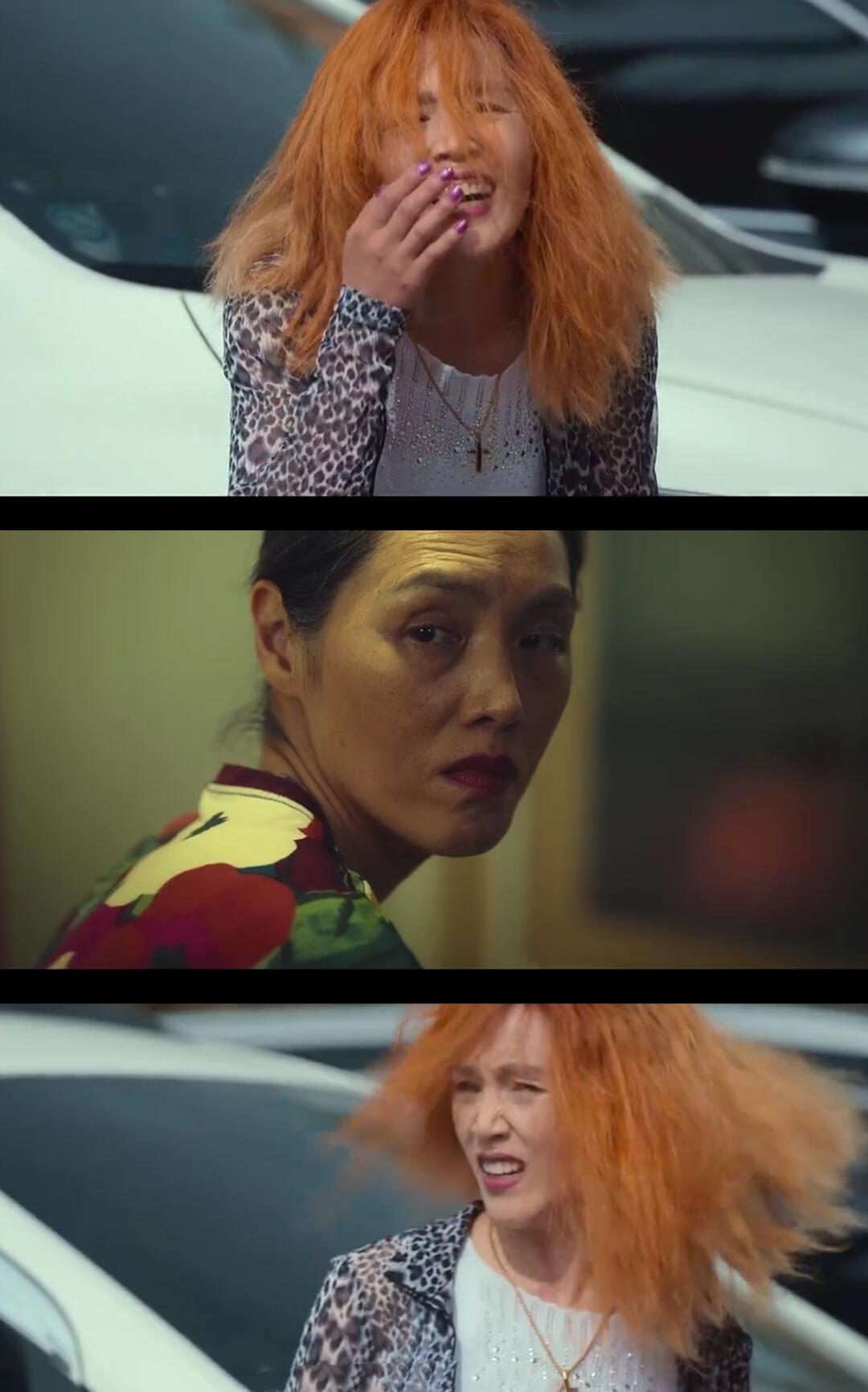东恩妈妈的审美黄头发，紫指甲～