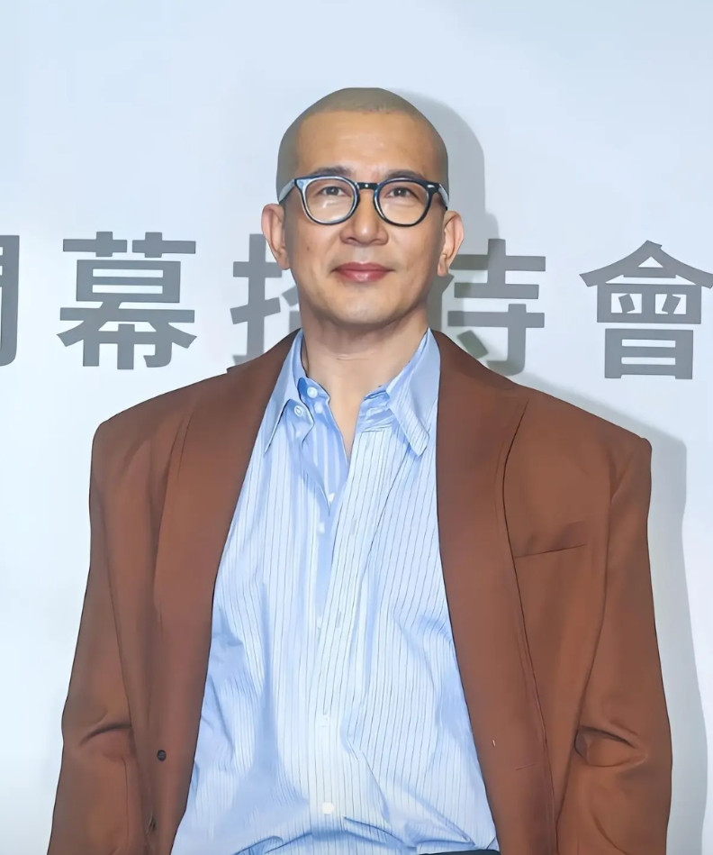 以逸待劳，50岁的具俊晔注定是人生赢家
大巨婴聚划算，50岁之前和妈妈在一起
光