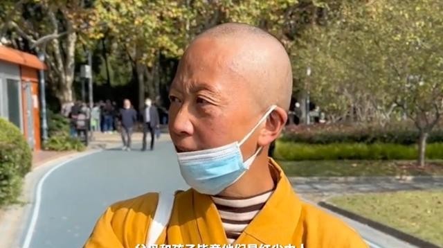 上海母亲卖房出家 女儿贷款上学

                       