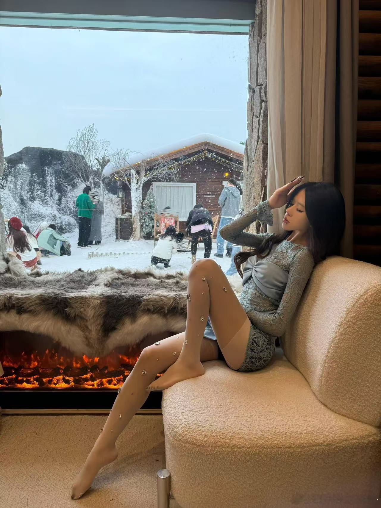 女朋友闺蜜趁女朋友出差又偷偷过来找我了哈哈哈哈哈