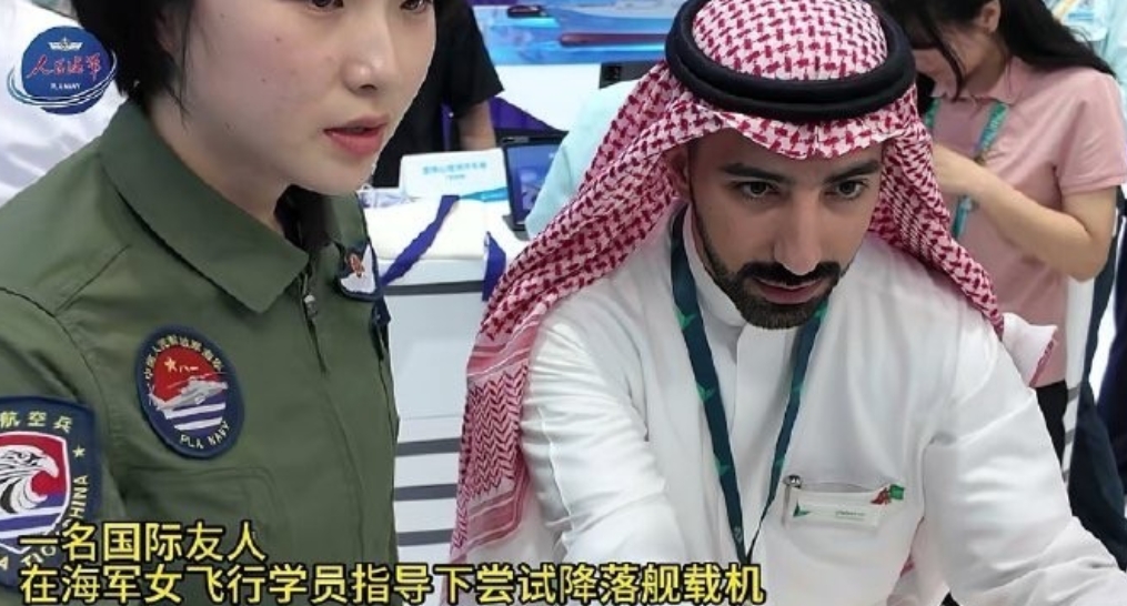 这次珠海航展销售额，估计会创新高！中东大户们天天都是兴高采烈，喜笑颜开的。以色列