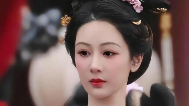 《颜心记》连播6集瞬间登顶全国热度榜，宋轶发掘到一部宝藏之作