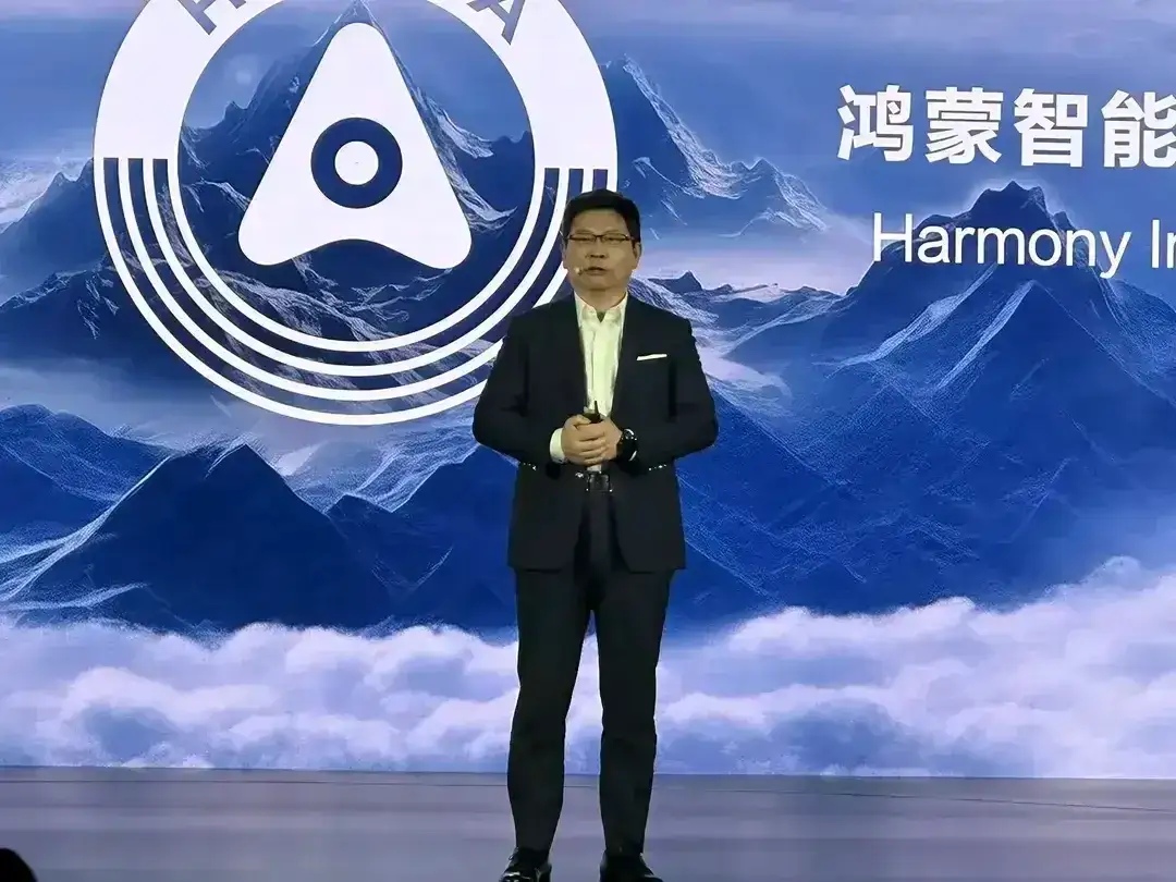问界M7的这次碰撞测试，整体上看应该不算太理想！毕竟suv因为车身高，这个测试比