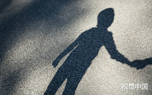 山村传说：丢了影子的人，当晚就会被吃掉