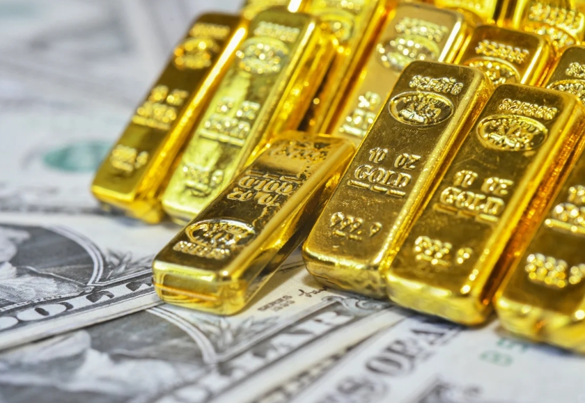 国际黄金大暴跌。

1. 这次国际黄金大暴跌，投资者们可都慌了神。不少人在黄金上