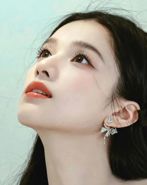 张婧仪演技炸裂，背后竟藏这般辛酸历程？