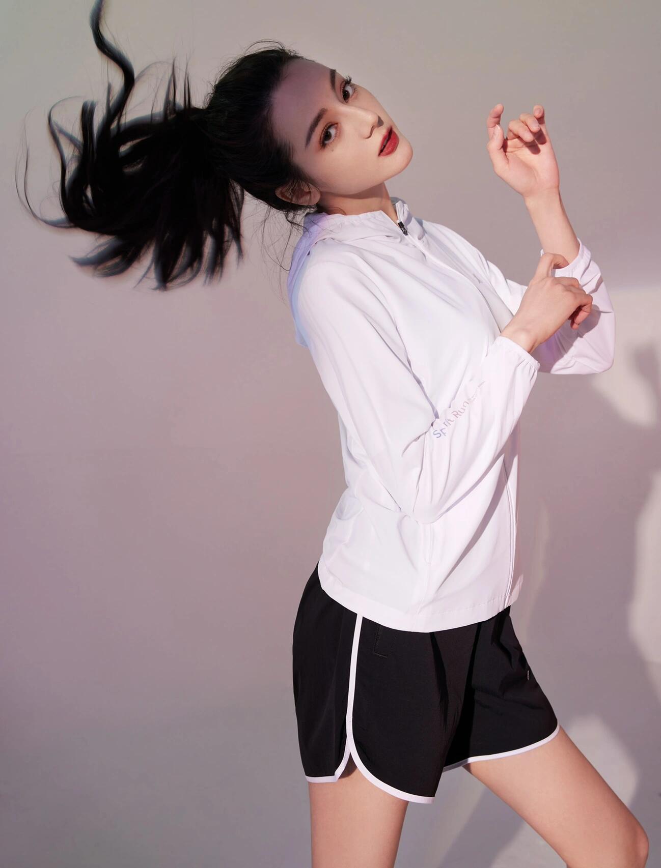 迪丽热巴——身姿曼妙