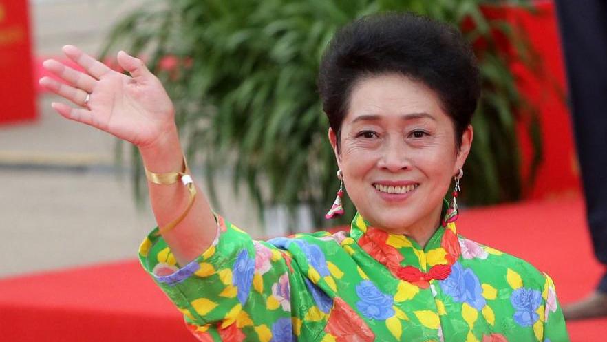 “刘三姐”黄婉秋：与儿子先后离世，遗言催人泪下，丈夫悲痛欲绝