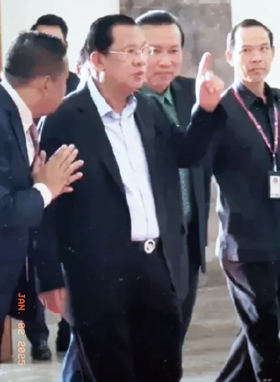 柬埔寨这是吃到苦头了，终于熬不下去了！

不能无条件投资，投资就必须涉及到利益和