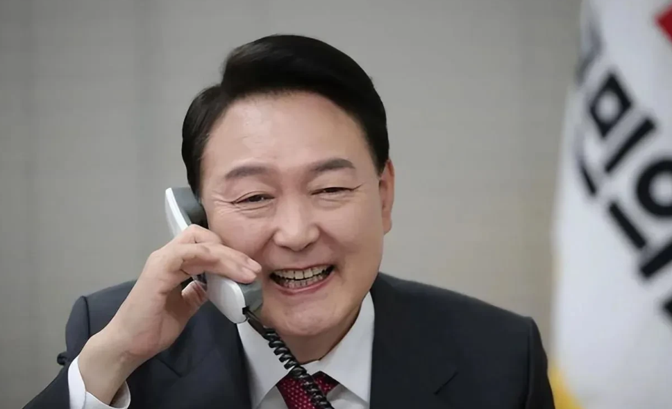 快讯！快讯！
韩国刚刚传来新消息！
12月18日，韩国宪法法院通报尹锡悦弹劾案审