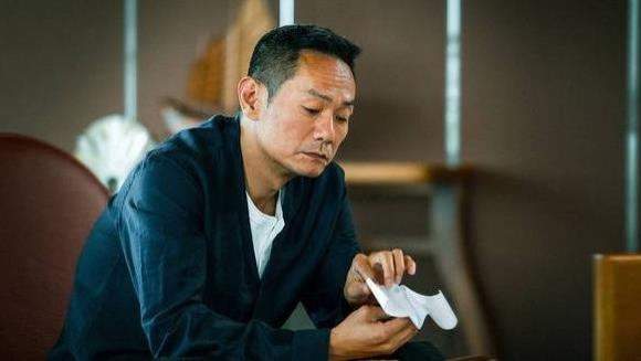 娱乐圈最惨影帝：一生无儿无女，妻子患癌离世后，他发誓永不再娶