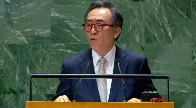 韩国走向拐点，外长和在野党党首分别对中美发表不同看法，哪个更好？

虽然在近期的