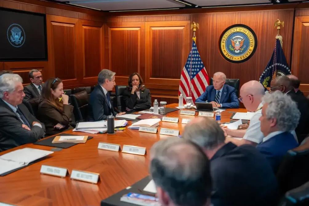 伊朗与以色列局势紧张，美国竟也急不可耐！拜登总统亲自发声，透露与副总统哈里斯共聚