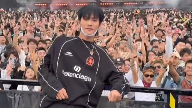 他凭搞笑圈粉1.2亿，办电音节促家乡经济，明码标价却遭举报宰客