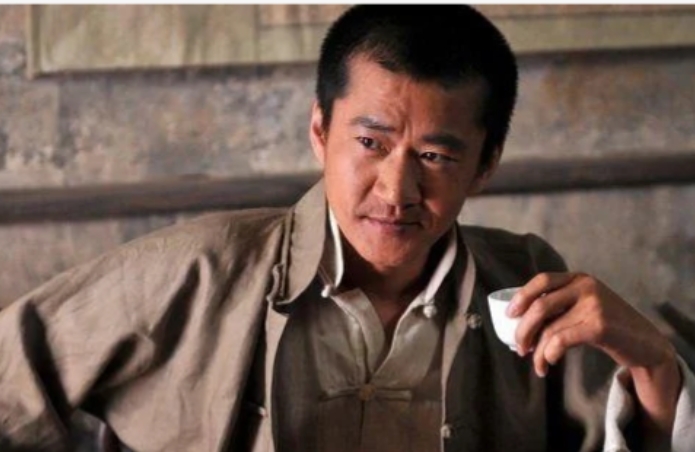 从煤矿少年到璀璨明星：李嘉明的励志蜕变