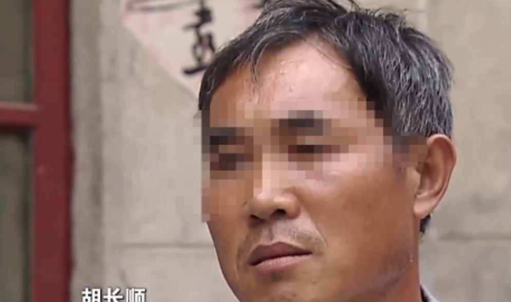 多年以前江苏， 一哥哥因家穷，在别人家当了上门女婿，2020年弟弟拆迁分了6套房