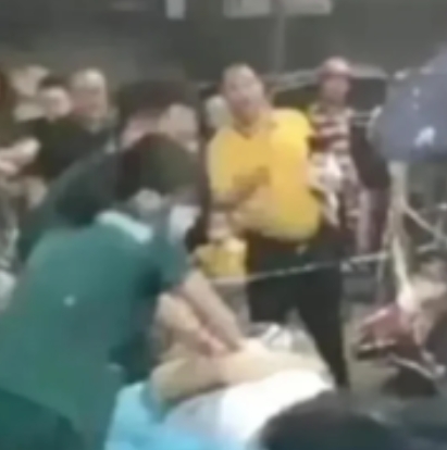 “69岁老太赌民警不敢向她开枪，却赌输了自己的命！”重庆，儿子酒后对前儿媳施暴，