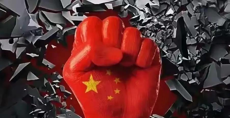 DeepSeek，中文名字为“深度探索”，听着都带劲，听着都高深莫测。其诞生犹如