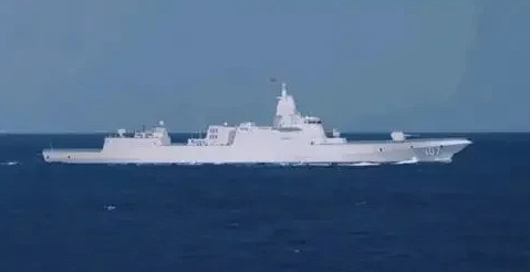 中国海军编队“漫游”澳大利亚东北部，澳方直呼：这是“自由航行”！


据澳方20