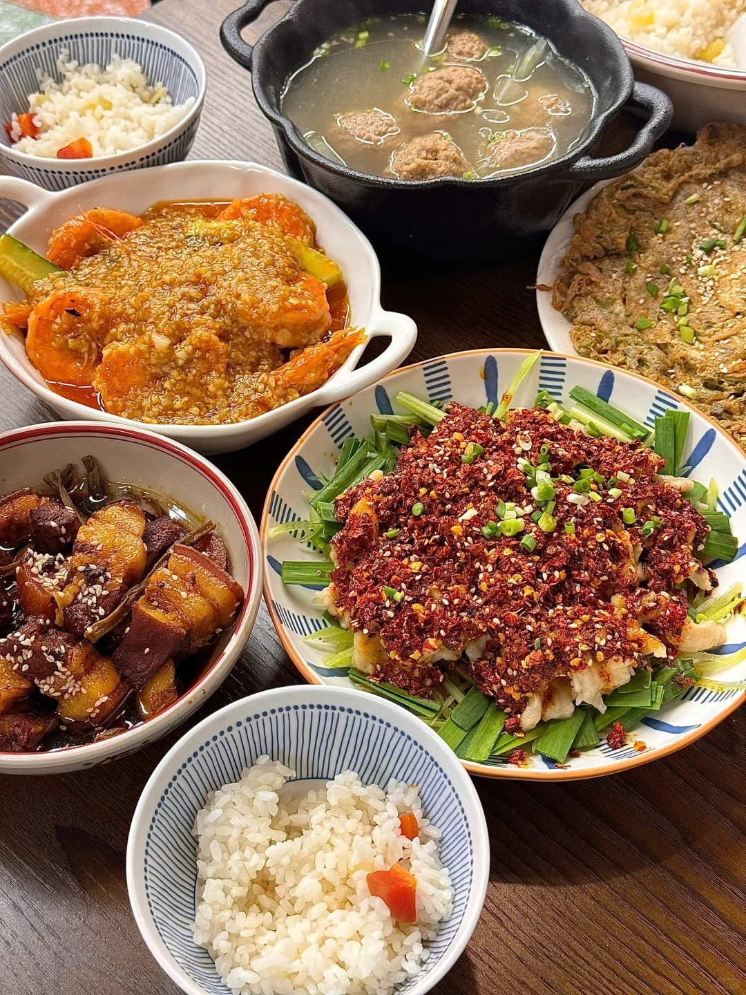 绵阳真的不缺有意思的小店……
叫普通大饭店却一点也不普通……性价比和味道都不错